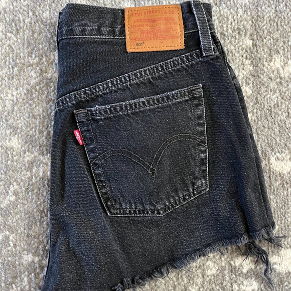 Levis 501 Original High Rise Black Cut-off Denim Shorts - Picture 2 of 2